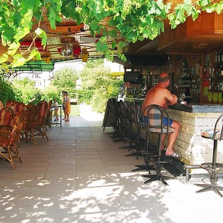Oezay Apart Otel Muğla Bagian luar foto