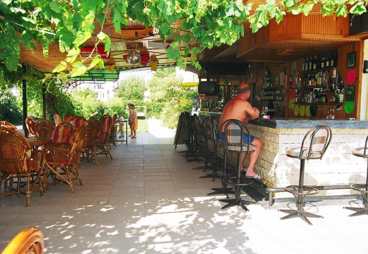 Oezay Apart Otel Muğla Bagian luar foto